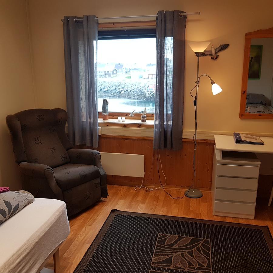 Wilhelmsen Romutleie Motel Vardo Eksteriør billede