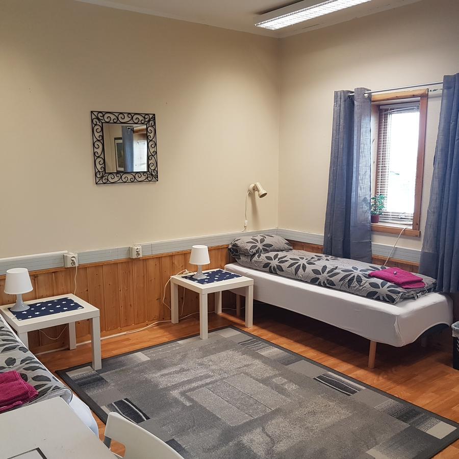 Wilhelmsen Romutleie Motel Vardo Eksteriør billede